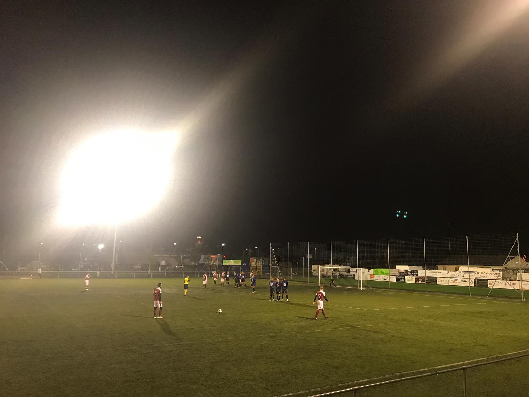 Football: Fin d'année diamétralement opposée pour l'USPV et le FC Vernayaz
